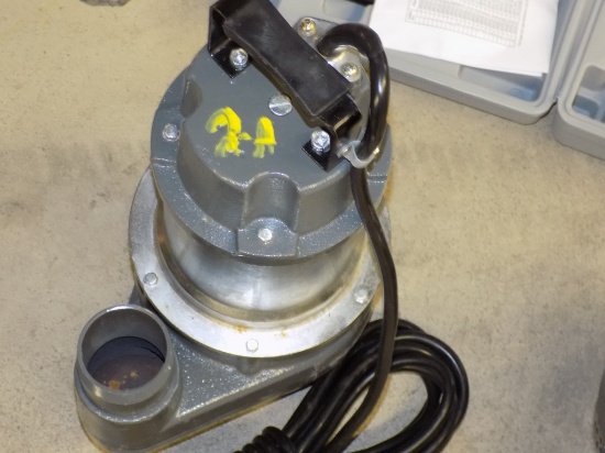 New Mustang MP-4800 Sump Pump