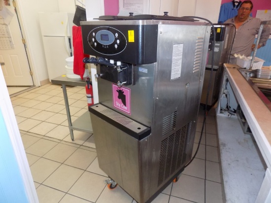 Alpine Ice Cream Frozen Yogurt Machine, Model AC360, Production 42LH, 230 V