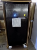 New GE 21.9 CU Feet, Black Refrigerator w/Top Freezer, New, Model #GTS17DWT