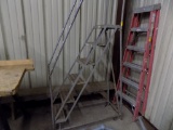 5' Rolling Warehouse Step