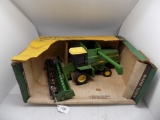 John Deere Titan Combine, 1/32 Scale by Ertl, #524