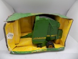 JD 567 Round Baler in 1/16 Scale by Ertl  #15176