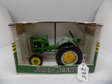 JD Model ''LA'' Tractor in 1/16 Scale by Spec Cast