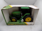 JD 7810 Tractor w/MFWD in 1/16 Scale by Ertl, #5200