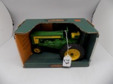 JD Model 720 Row Crop Tractor in 1/16 Scale by Ertl, #5007