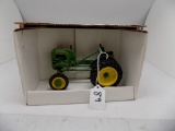 John Deere LA Tractor in 1/16 Scale by Spec Cast, Collector Edition, The Gr