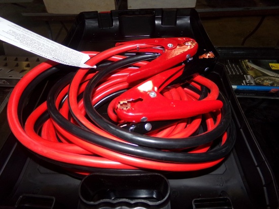 New Xtra HD 800 Amp 25' Booster Cables - In Case