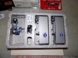 1:60 Scale Win Ross Tandem Tractor Trailer ''Overnight''