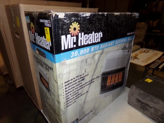 Mr. Heater 30,000 BTU Radiant Natural Gas Heater, Was Display Model, NIB