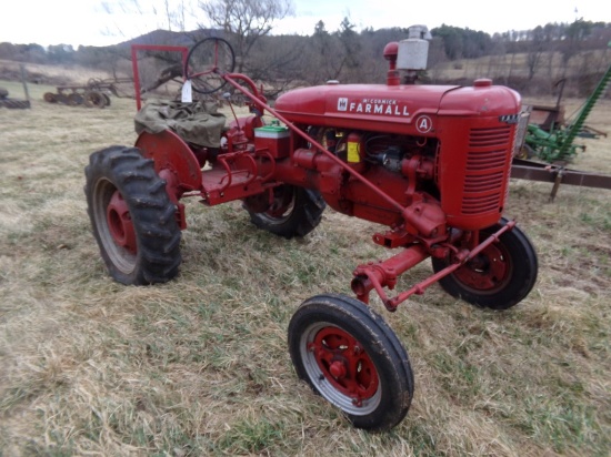 IH McCormick Farmall A, Wide Front, 12V, PTO w/90 Degree Pulley Drive, 4041