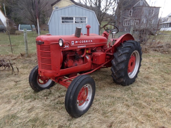 IH McCormick W4 Standard, Wide Front, PTO, No Remotes, Wheel Weights, Seria