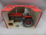 MF1100 - NFE, ''Farm Progress Show - 1993'', NIB, 1:16 Scale, By Scale Mode