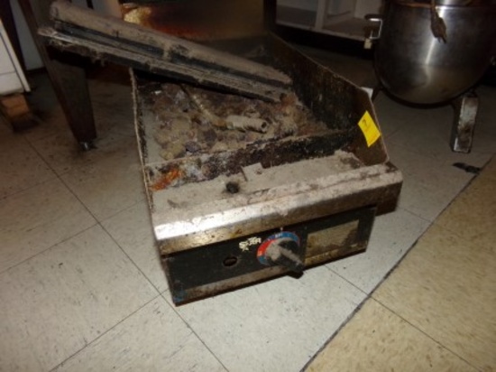 Star Nat. Gas Countertop Charbroiler - Condition Unknown