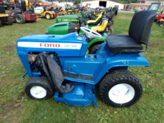 Ford LGT 100 Lawn Tractor w/ 46'' Deck (5183)