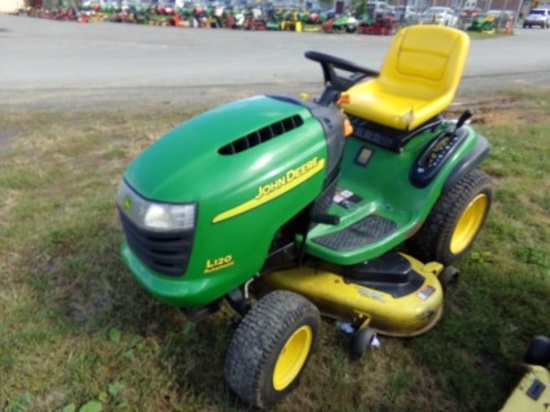 John Deere L120 Automatic Lawn Tractor w/ 48'' Deck, 630 Hrs., S/N 154227 (