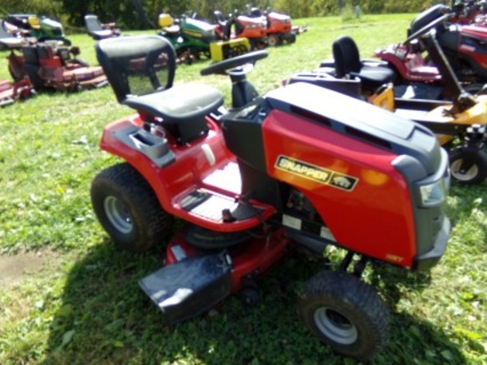 Snapper Lawn Tractor w/ 42'' Deck, S/N 989448 (5071)