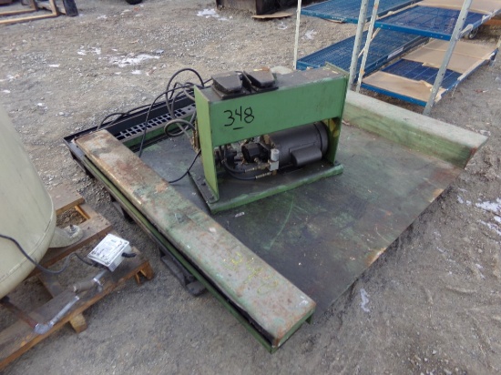 Green Hydraulic Foot Operated Pallet Lifting Platform