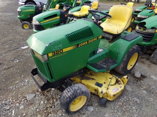 JD 320 Hydraulic Lift, 48'' Deck, Liquid Cooled V-Twin, 892 Hours, Cranks,