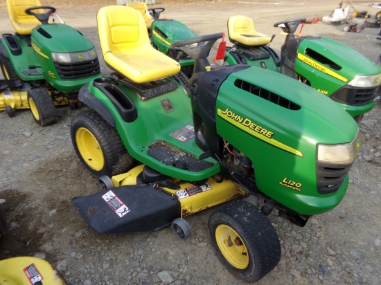 JD L120 Automatic, 48'' Deck, 20HP Intek, Runs if you Prime It, Needs Carb
