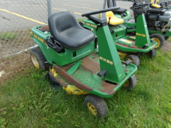 JD RX95 Rear Engine Riding Mower, Not Running, Needs Work (Lot #600)