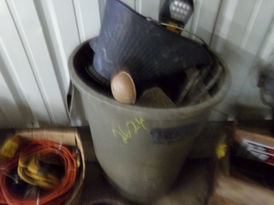 Garbage Can with Coal Bucket (2624)