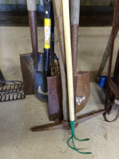 Group Of Shovels, Axe (2695)