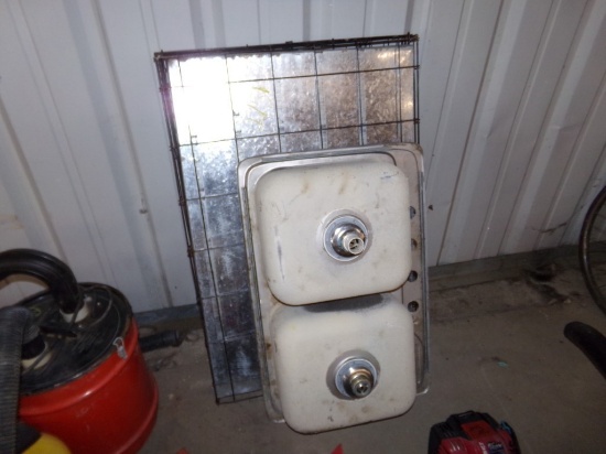 Lg Dog Crate, 2-Bowl Sink