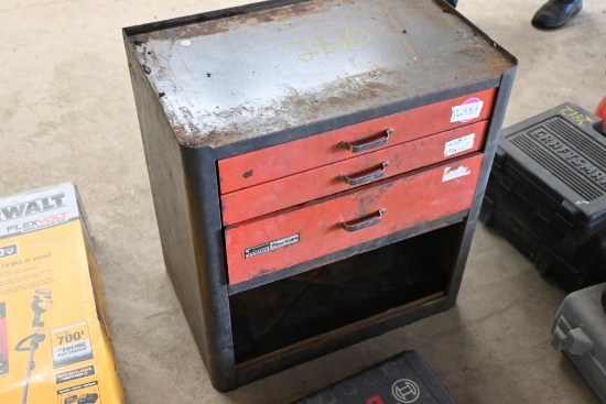 Large Tool Box, Empty (2810)