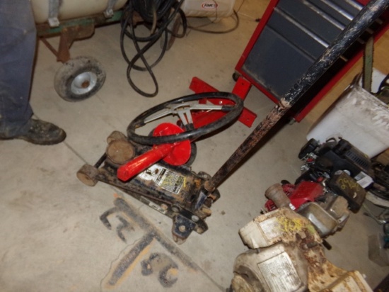 Hydralic Floor Jack, Hand Tire Changer & Steering Wheel (#2909)
