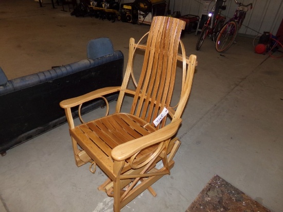 Amish Bentwood Rocker (#4546)