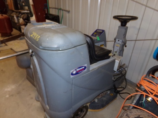 Advance Advenger Ride On Floor Cleaner with Charger (#2983)