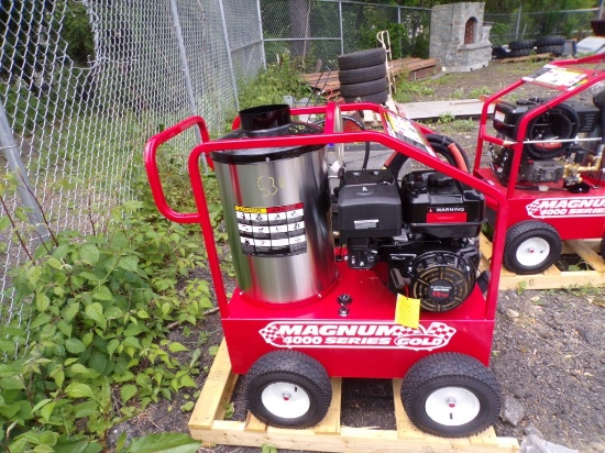 New, Easy Kleen Magnum 4000 Series Pressure Washer, Gas Engine, Dsl-Kero Bu