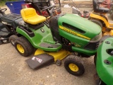 JD LA115 Lawn Tractor w/42'' Deck, Hydro