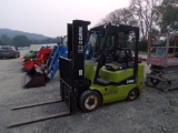 Clark CGC825 Indoor/Outdoor Forklift, LPG, 3-Stage Mast, Side Shift, 4,500L