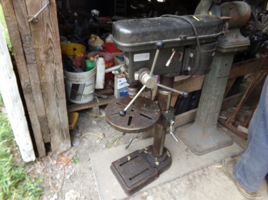 Duracraft Heavy Duty Bench Top Drill Press Model # DP - 514 - 1/2'' Capacit