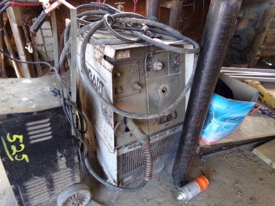 Hobart Beta-Mig 250 Wire Feed Welder With Hose and Gauges, No Gas Tank, Wor