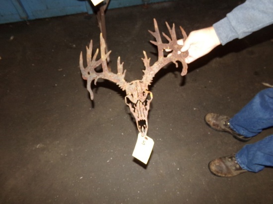 Plazma Cut, Tin Sign, Deer Skull/Antlers