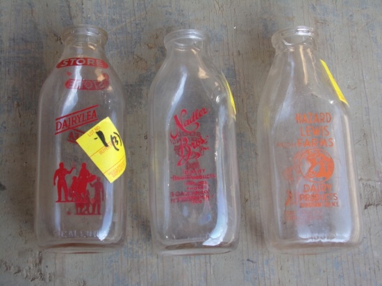 (3) 1-qt Glass Milk Bottle, Dairlea, Nadler Brothers and Hazard Lewis Farms