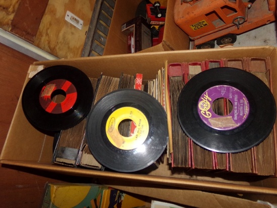 Larger Box of 45rpm (Large Hole) Records, Martha and the Vandella's, Ottis