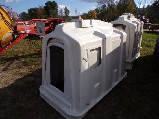 (2) Calf Hutches (2x Bid Price) (5577)