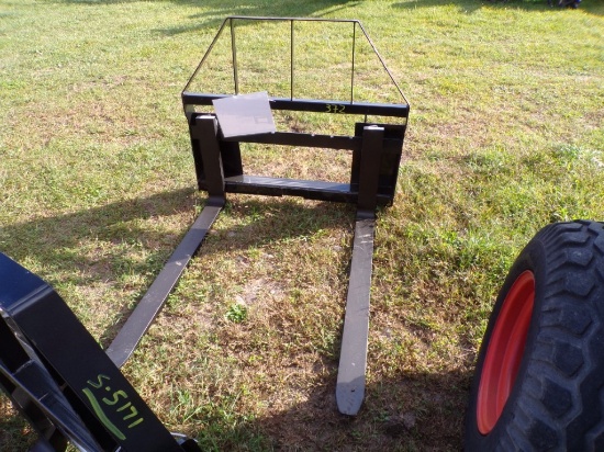 New, Agrotk Pallet Forks For SSL (5172)