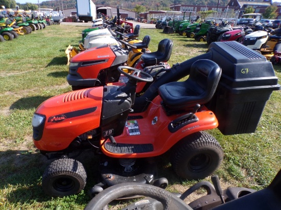 Ariens 19 HP 42'' Deck with Bagger, Hydro, SN 033016 (5802)