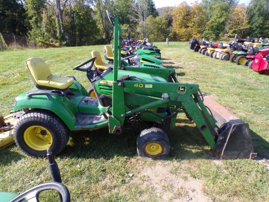 John Deere X700 Ultimate with 40 Series Loader, 54'' Deck, 48'' Bucket and