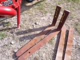 Pair Of Pallet Forks, Black, 42'', No Frames (6110)