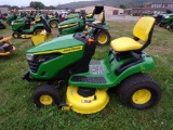 John Deere S220 Riding Mower w/42'' Accel Deep Deck, 22 HP Briggs & Stratto