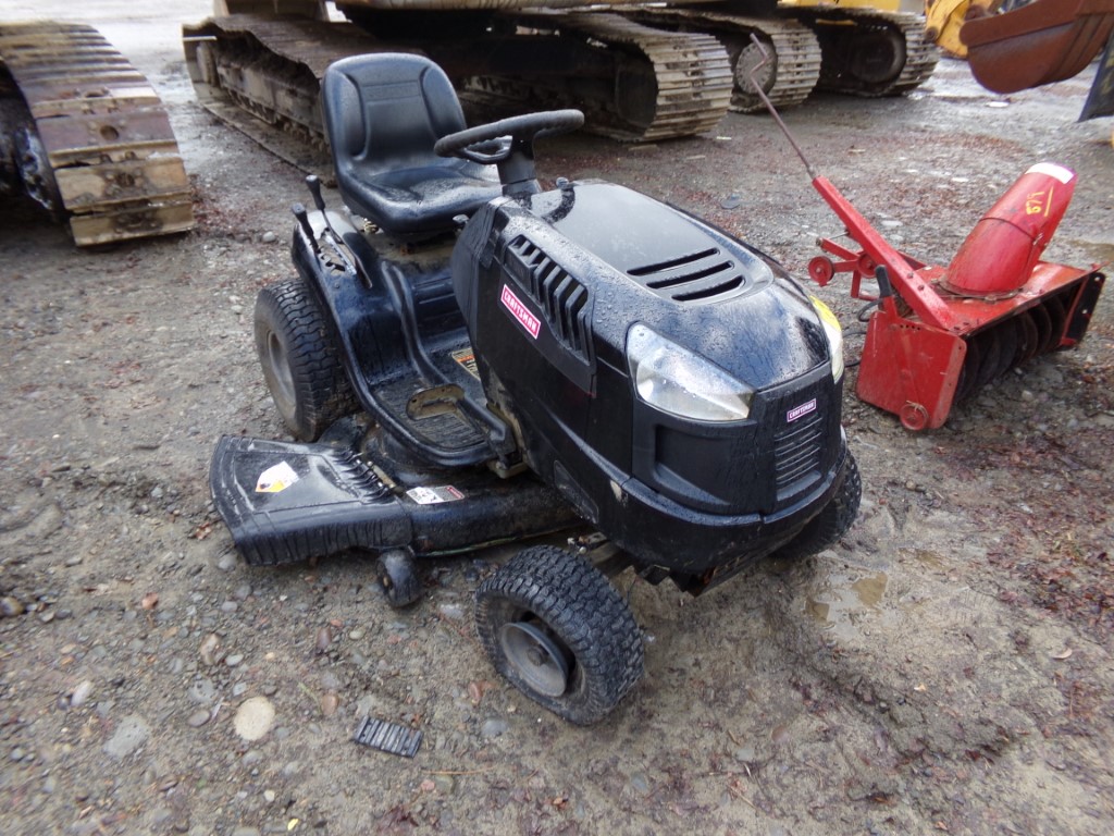 Craftsman LT2000 Black Riding Mower 54 Deck Proxibid