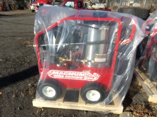 New Magnum 4000 Series Hot Water Pressure Washer, Complete with Wand, Hose,