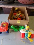 Box of Vintage Childs Pull Toys (Garage)