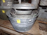 (2) Galvanized Wash Tubs & (4) Galvanized Buckets (Chk House)