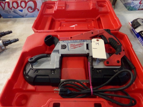 Milwaukee Corded Deep Cut Hand Held Band Saw With Case m/nD52DD222600511, L